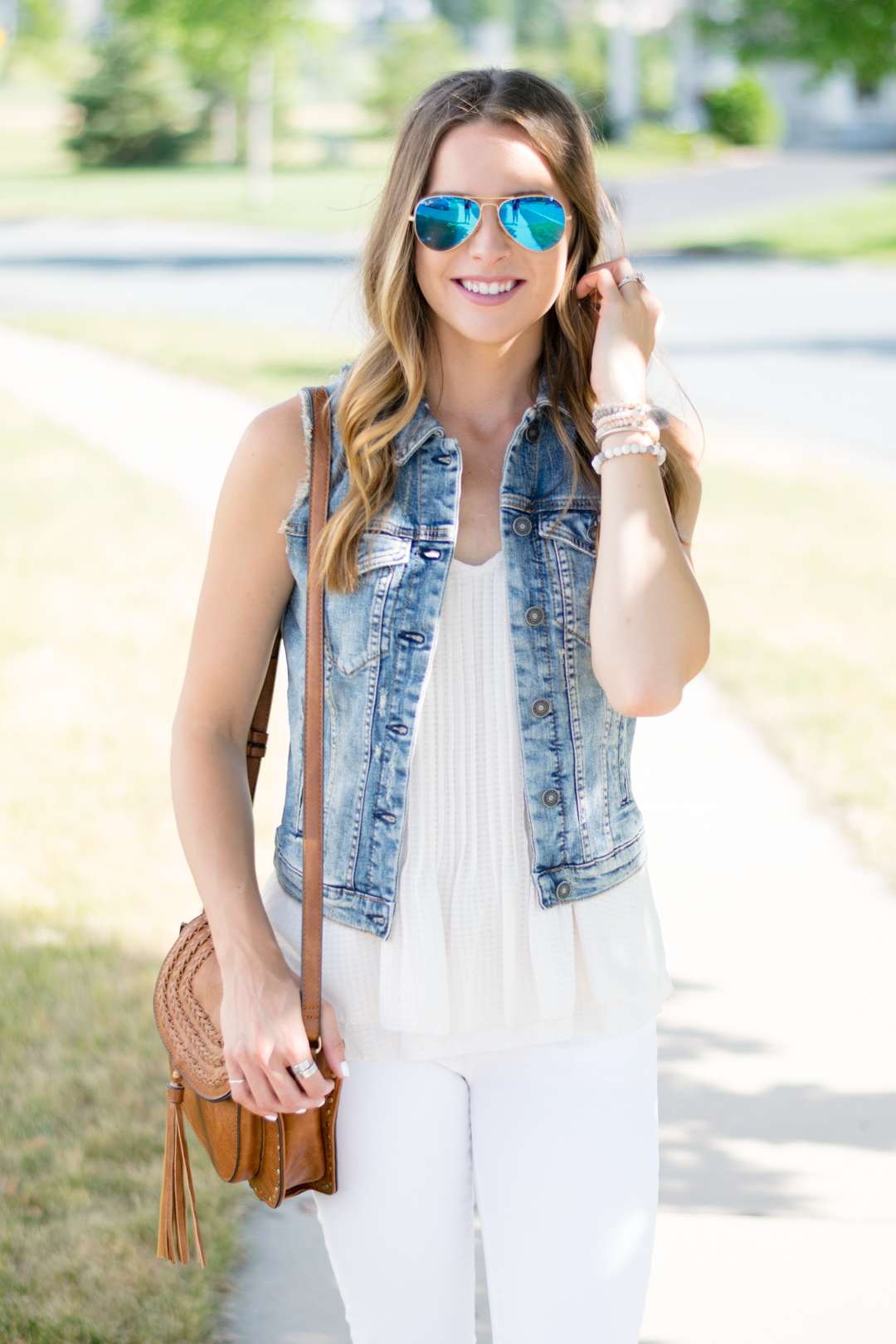 blue-mirrored-ray-ban-aviators