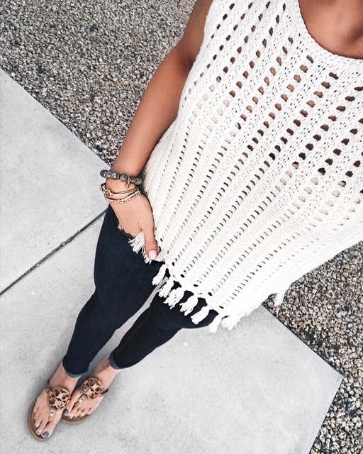 madewell fringe sweater tank, tory burch sand miller sandals, summer outfit, spring outfit, spring style