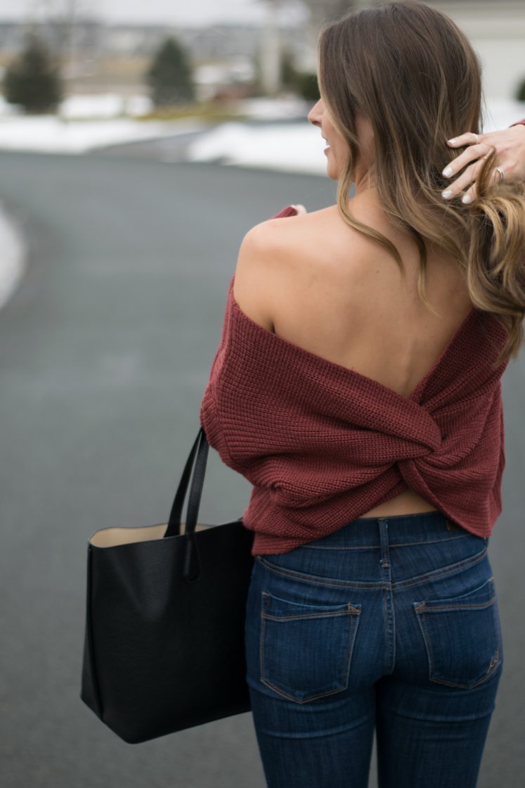 shein back twist sweater, express hi rise skinny jeans, tory burch perry tote black, open back sweater