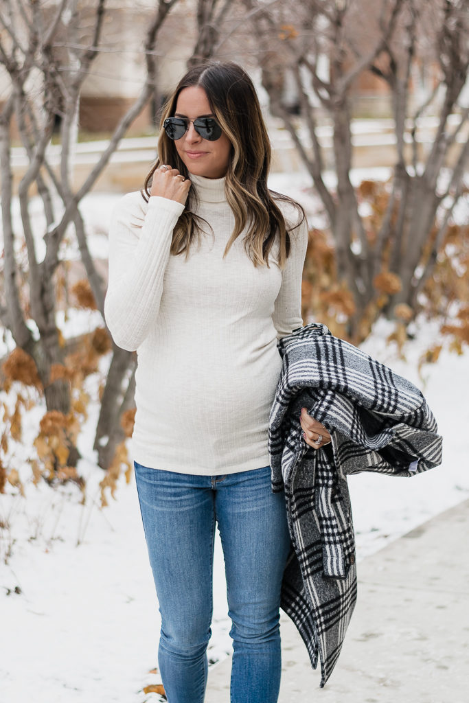 maternity wear for winter, holiday bump style, motherhood maternity, minneapolis blogger