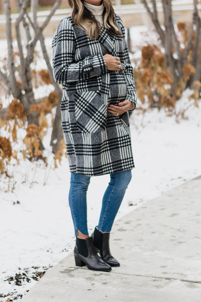 maternity wear for winter, holiday bump style, motherhood maternity, maternity coat