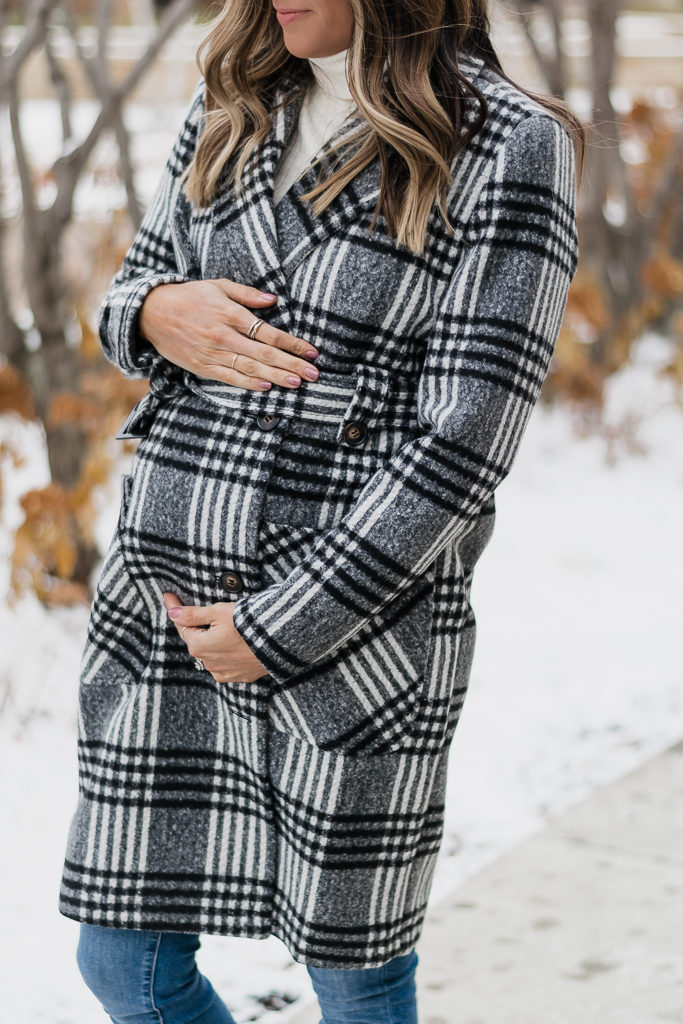 Your Guide to Winter Maternity Clothes l Blog l Close to the Heart
