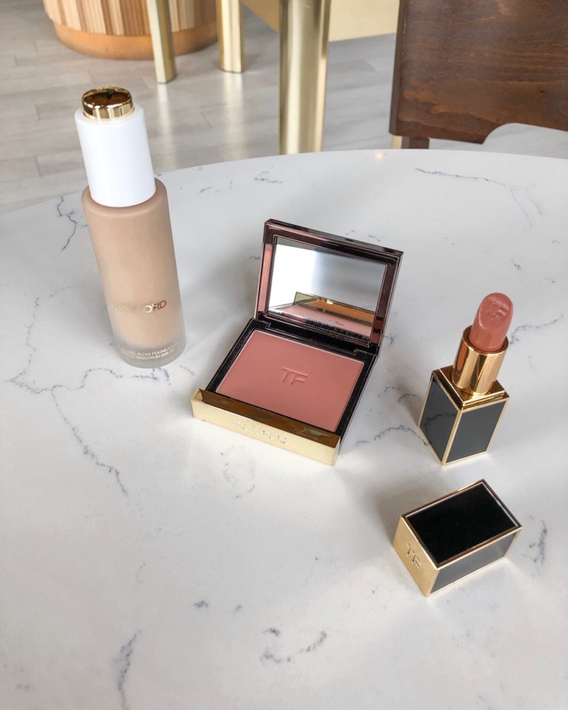 tom ford makeup, soleil flawless glow foundation review, 5.5 bisque