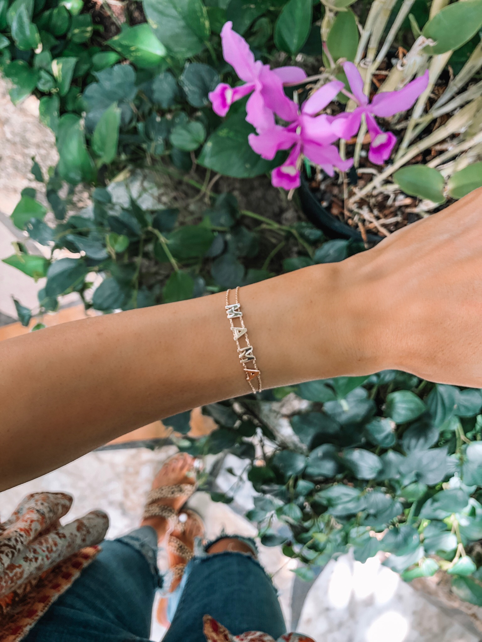 evereve Mother's Day sale 2019, gold mama bracelet