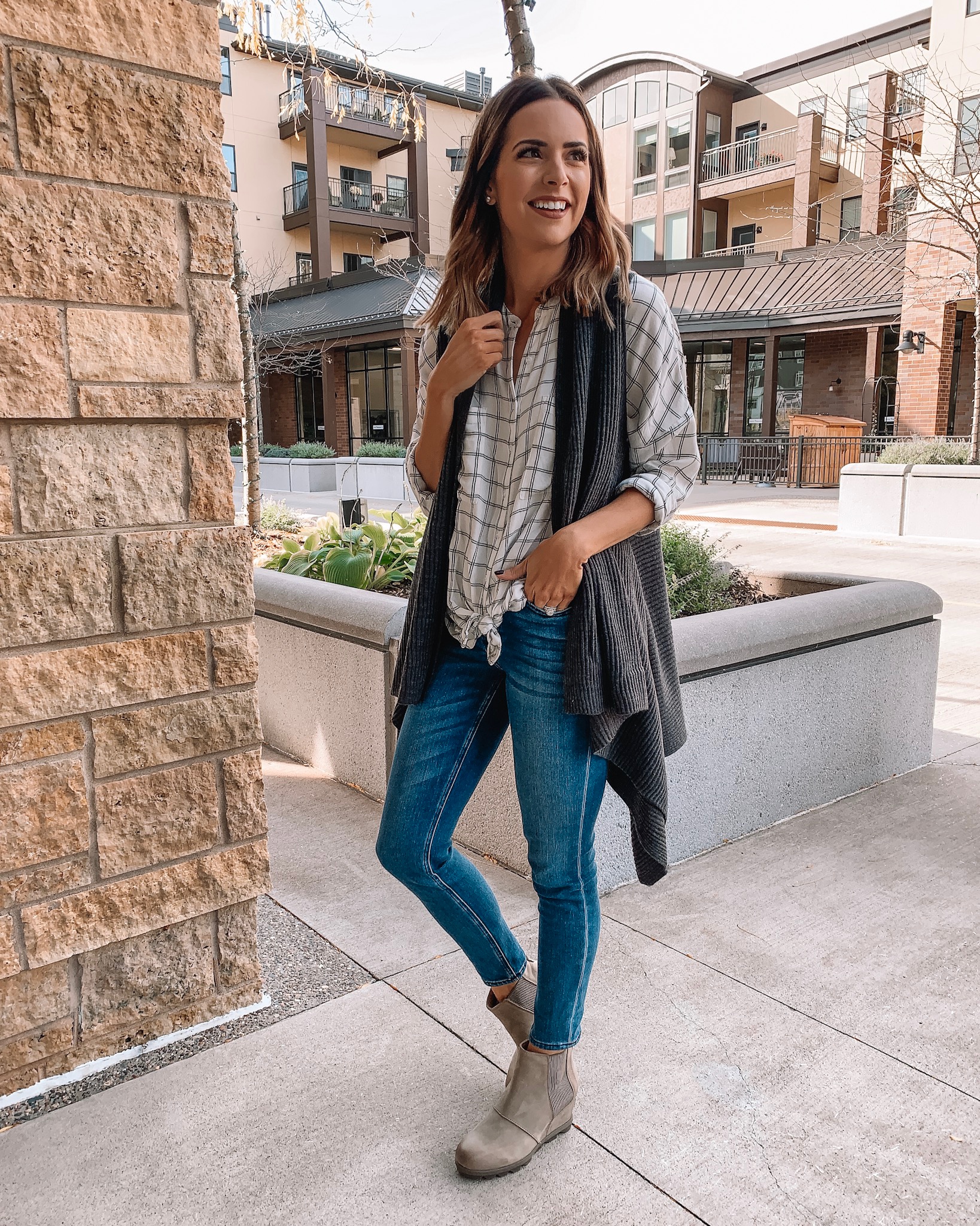 versatile fall/winter boots, Sorel Joan of arctic wedge II Chelsea boots ash brown, Minneapolis blogger, fall outfit, winter fashion, #loveloft